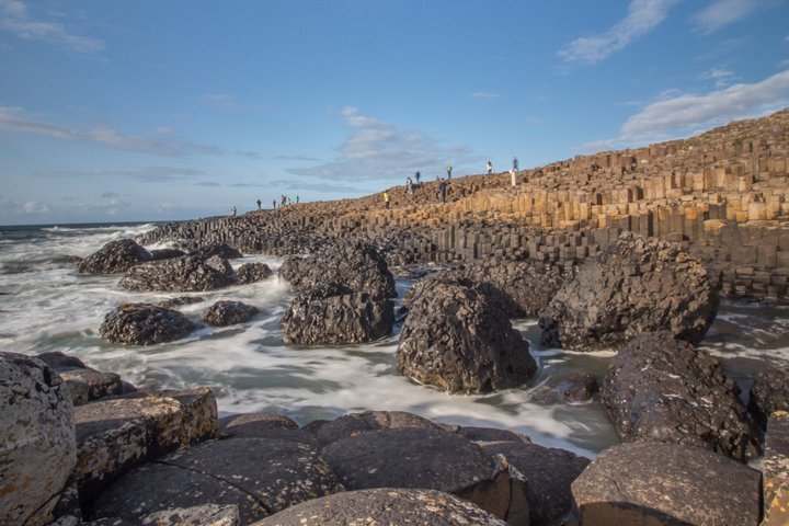 Ganztägige Tour von Dublin nach Nordirland mit Belfasts Black Cabs, Dunluce Castle und Giant's Causeway, Foto 8 | wizardtrip
