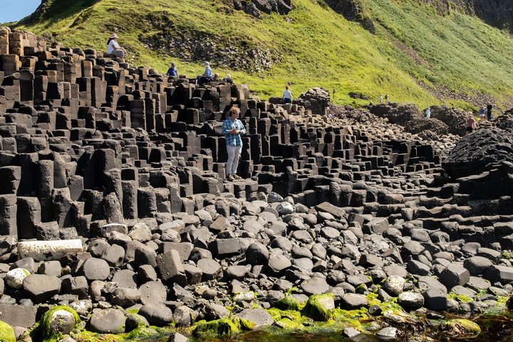 Day tour from Dublin to Dunluce Castle, Giant's Causeway and Belfast, photo 7 | wizardtrip