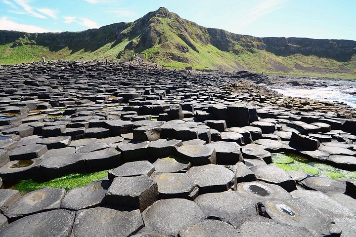 Full-day tour from Dublin to Belfast, visiting the Titanic Experience, Dunluce Castle, and the Giant's Causeway, photo 6 | wizardtrip