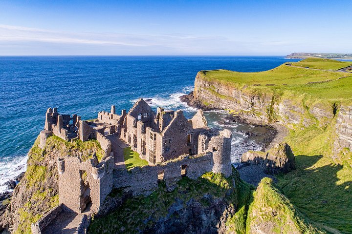 Full-day tour from Dublin to Belfast, visiting the Titanic Experience, Dunluce Castle, and the Giant's Causeway, photo 11 | wizardtrip