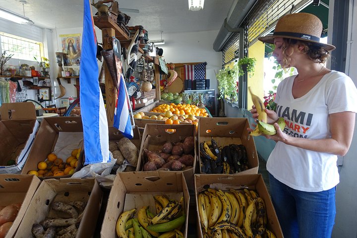 Eine lebendige Food- und Walking-Tour durch das kulturelle Herz von Little Havana in Miami, Foto 26 | wizardtrip