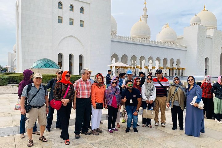 Heldagstur til Abu Dhabi fra Dubai med Grand Mosque og byens vartegn, foto 16 | wizardtrip