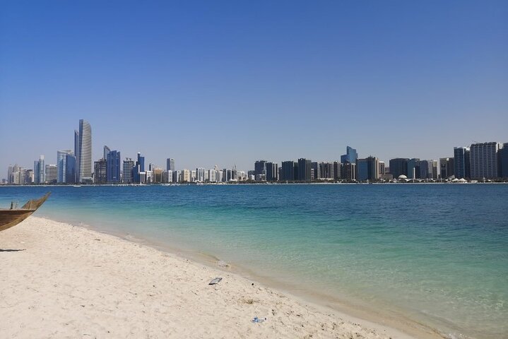 Private geführte Tour zu den Wahrzeichen von Abu Dhabi, einschließlich Moscheen und Palästen, mit Abholung vom Hotel in Dubai, Foto 7 | wizardtrip
