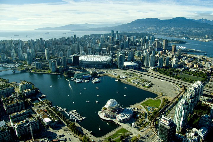 Tour por la ciudad de Vancouver con el Puente Colgante de Capilano, Stanley Park y Granville Island, foto 14 | wizardtrip