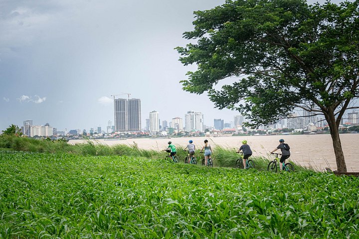Cykeltur på Sidenön, Phnom Penh, utforskar byar och sidenvävning, foto 12 | wizardtrip