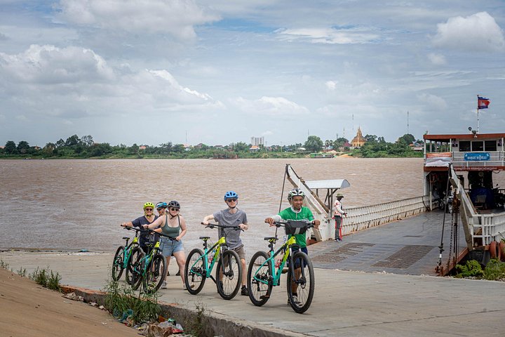 Cykeltur på Sidenön, Phnom Penh, utforskar byar och sidenvävning, foto 13 | wizardtrip