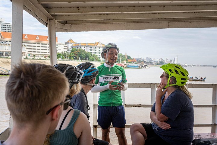 Cykeltur på Sidenön, Phnom Penh, utforskar byar och sidenvävning, foto 14 | wizardtrip