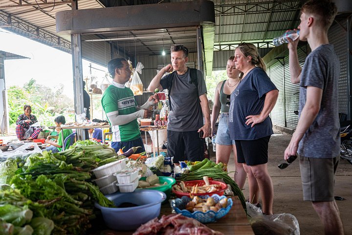 Cykeltur på Sidenön, Phnom Penh, utforskar byar och sidenvävning, foto 15 | wizardtrip