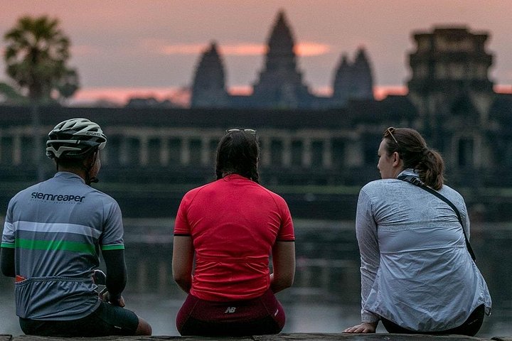 Visite à vélo au lever du soleil à Angkor / Vélo électrique ou Tuk Tuk | wizardtrip