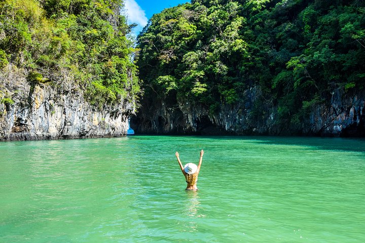 Speedbåttur som utforsker James Bond Island og Hong Islands i Krabi, Thailand, foto 6 | wizardtrip