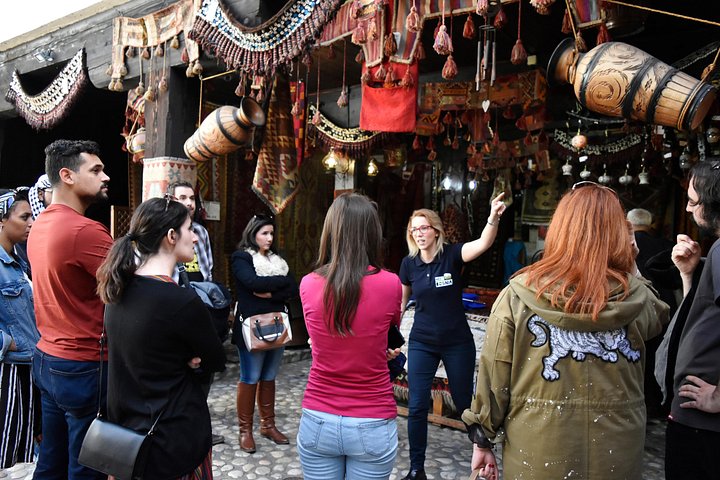 Byvandring i Sarajevos historiske gamle bydel, der viser kulturelle vartegn og lokalt liv, foto 17 | wizardtrip