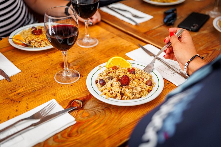 Un tour guiado a pie de comida y vino por las calles históricas de Lisboa, Portugal, foto 8 | wizardtrip