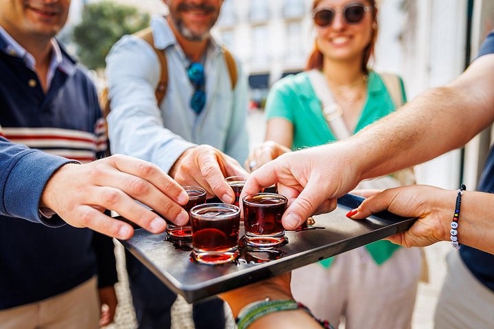 Un tour guiado a pie de comida y vino por las calles históricas de Lisboa, Portugal, foto 13 | wizardtrip