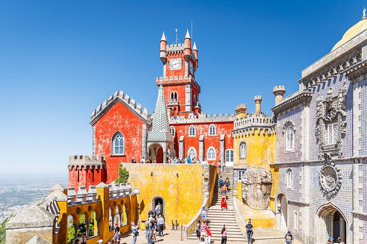 Tour di un giorno per piccoli gruppi da Lisbona a Sintra e Cascais, con Palazzo di Pena, Capo Roca e Cascais, foto 7 | wizardtrip
