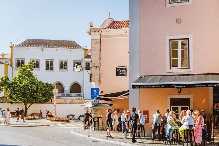 Tour di un giorno per piccoli gruppi da Lisbona a Sintra e Cascais, con Palazzo di Pena, Capo Roca e Cascais, foto 15 | wizardtrip