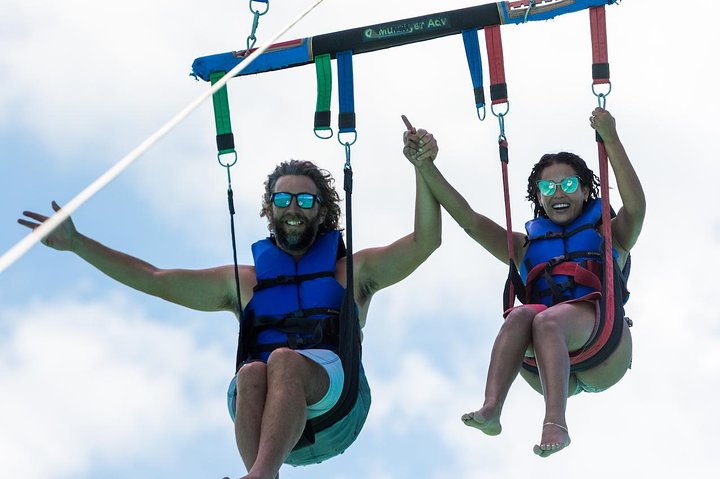 Aventure en Parachute Ascensionnel depuis Providenciales aux Turks et Caïcos | wizardtrip