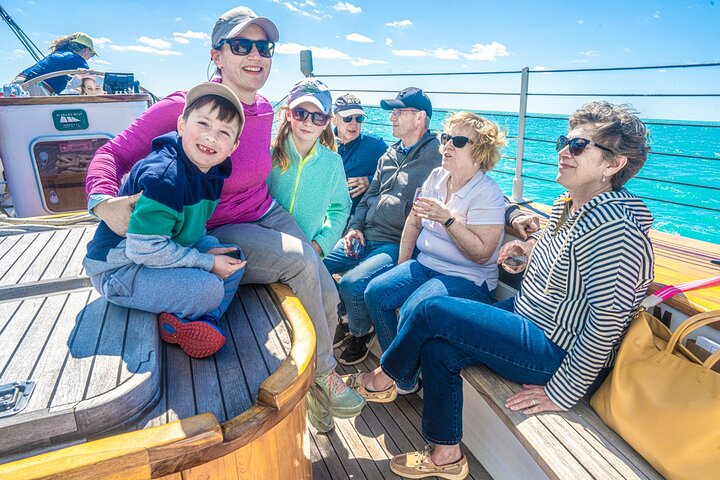 Key West solnedgangssejlads ombord på en elegant skonnert med gratis drikkevarer og forretter, foto 12 | wizardtrip