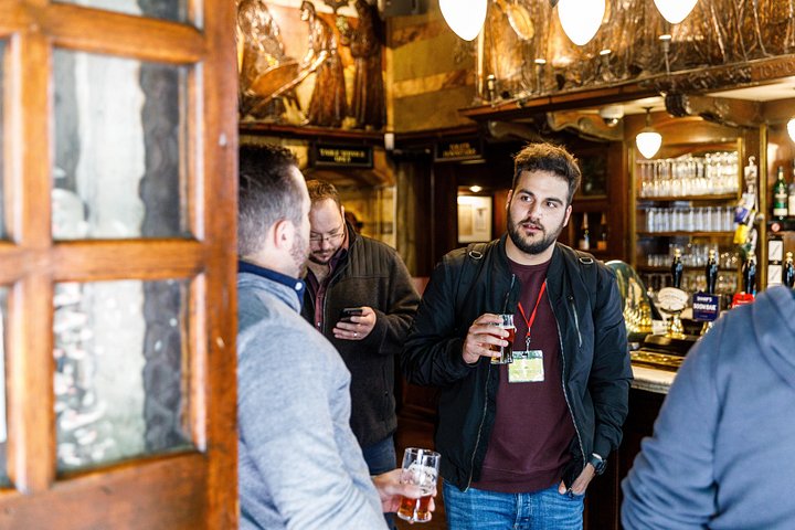 Explore pubs históricos de Londres num tour guiado a pé, descobrindo joias literárias e arquitetónicas, foto 8 | wizardtrip