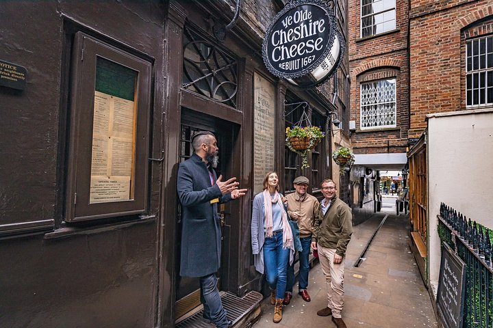 Explore pubs históricos de Londres num tour guiado a pé, descobrindo joias literárias e arquitetónicas, foto 15 | wizardtrip