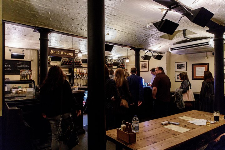 Explore pubs históricos de Londres num tour guiado a pé, descobrindo joias literárias e arquitetónicas, foto 16 | wizardtrip