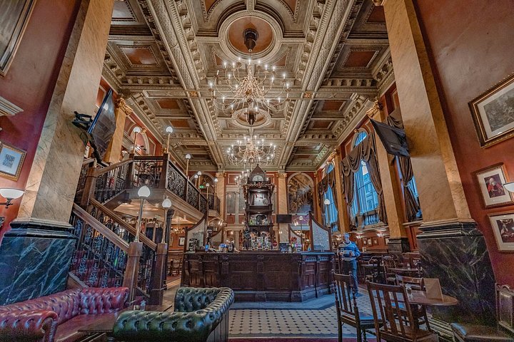 Explore pubs históricos de Londres num tour guiado a pé, descobrindo joias literárias e arquitetónicas, foto 21 | wizardtrip