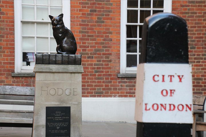 Explore pubs históricos de Londres num tour guiado a pé, descobrindo joias literárias e arquitetónicas, foto 27 | wizardtrip