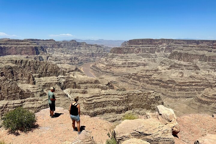 Tur for små grupper til Grand Canyon West og Hoover Dam fra Las Vegas, med Skywalk og naturskøn udsigt, foto 18 | wizardtrip