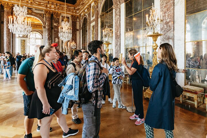 From Paris: Versailles Palace Live Tour with Gardens Access | wizardtrip