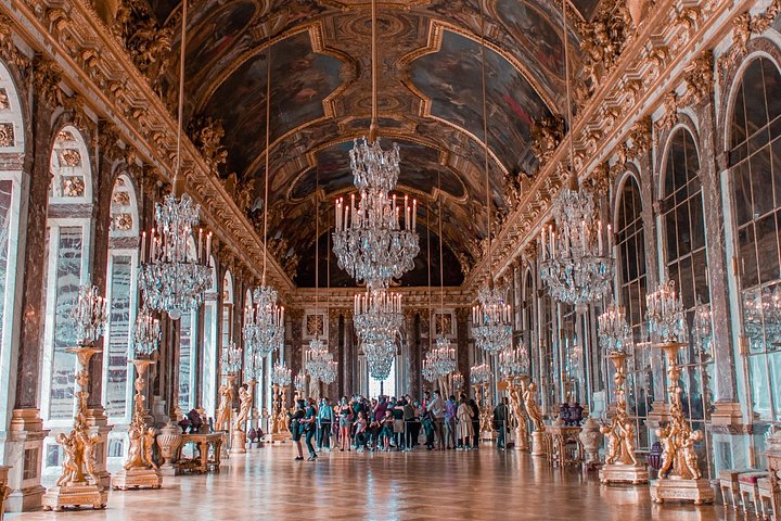 Visita guiada ao suntuoso Palácio de Versalhes e a seus magníficos jardins, perto de Paris, na França, foto 8 | wizardtrip