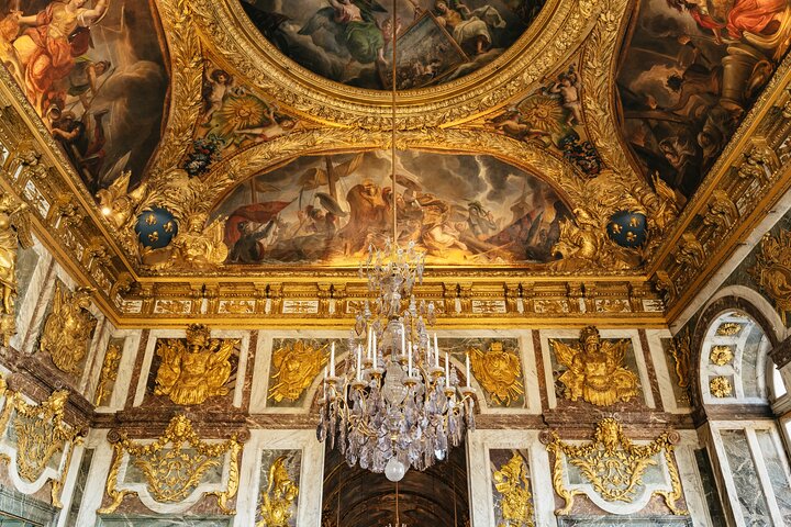Visita guiada ao suntuoso Palácio de Versalhes e a seus magníficos jardins, perto de Paris, na França, foto 12 | wizardtrip