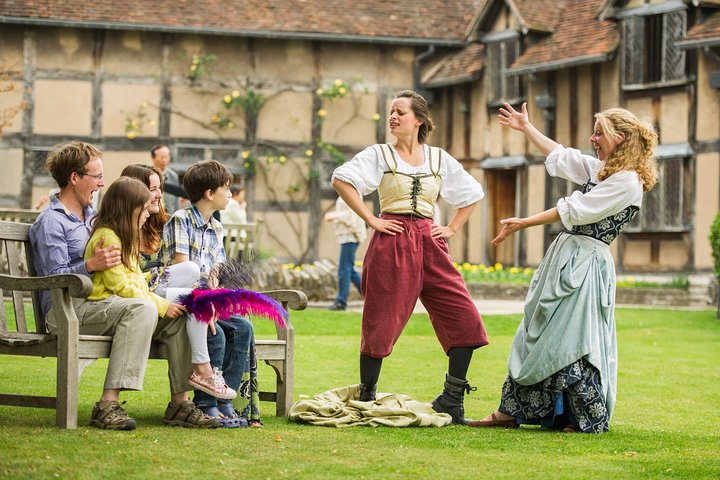 Heldagstur fra London, der besøger Warwick Castle, Stratford-upon-Avon, Cotswolds og Oxford, foto 18 | wizardtrip