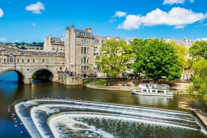 Day tour from London to Stonehenge and Bath, featuring ancient stones and Roman baths, photo 10 | wizardtrip