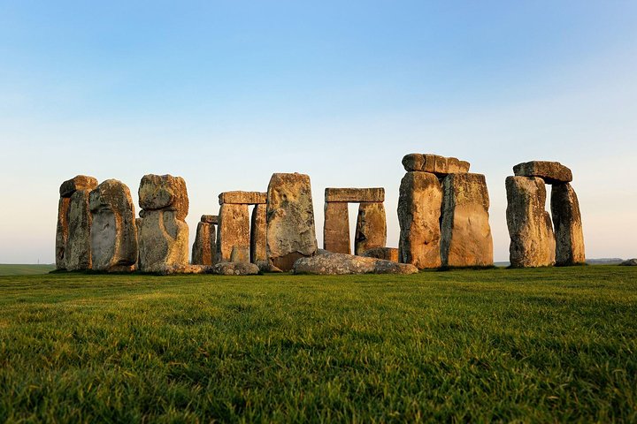 Day tour from London to Stonehenge and Bath, featuring ancient stones and Roman baths, photo 11 | wizardtrip