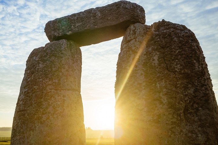 Day tour from London to Stonehenge and Bath, featuring ancient stones and Roman baths, photo 18 | wizardtrip