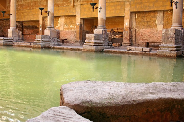 Day tour from London to Stonehenge and Bath, featuring ancient stones and Roman baths, photo 24 | wizardtrip