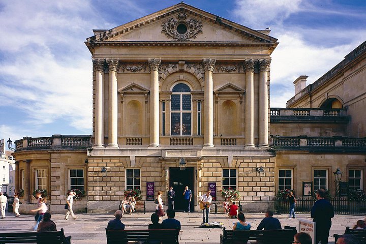 Day tour from London to Stonehenge and Bath, featuring ancient stones and Roman baths, photo 26 | wizardtrip