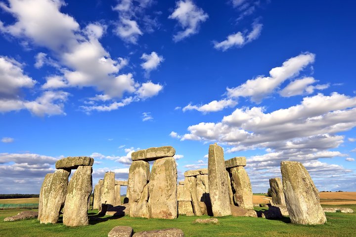 Day tour from London to Stonehenge and Bath, featuring ancient stones and Roman baths, photo 34 | wizardtrip