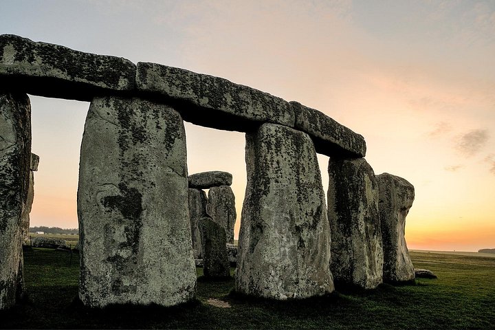 Day tour from London to Stonehenge and Bath, featuring ancient stones and Roman baths, photo 35 | wizardtrip