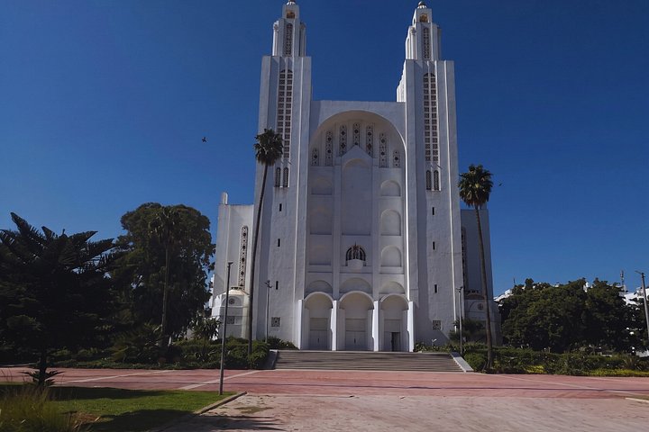 Day trip to Casablanca from Marrakech, featuring the Hassan II Mosque and city sights, photo 8 | wizardtrip