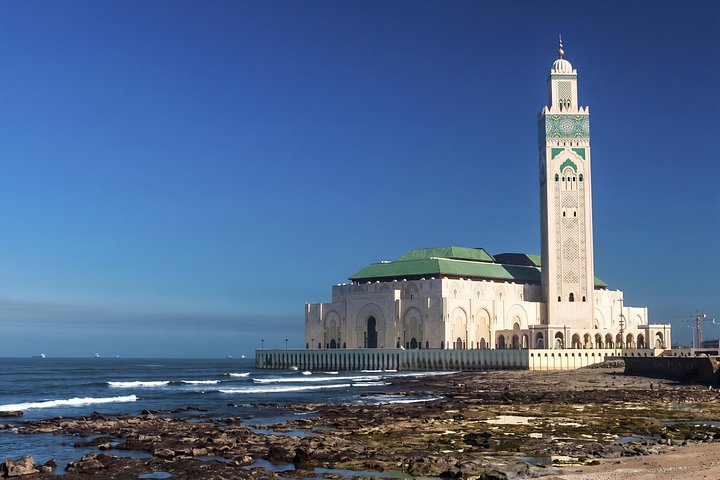 Day trip to Casablanca from Marrakech, featuring the Hassan II Mosque and city sights, photo 10 | wizardtrip