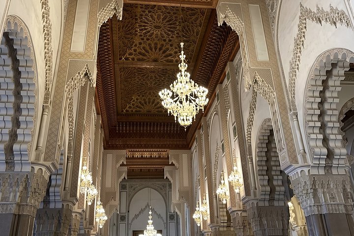 Day trip to Casablanca from Marrakech, featuring the Hassan II Mosque and city sights, photo 11 | wizardtrip