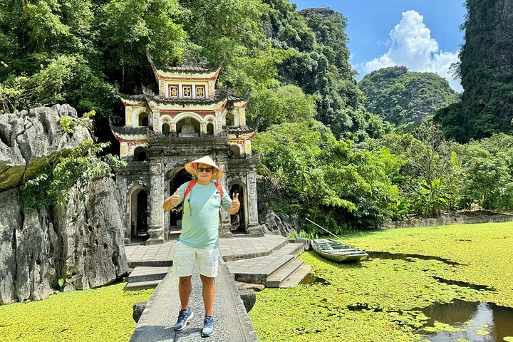 Lyxig heldagstur från Hanoi till Ninh Binh med limousinvan, natursköna vyer, båtturer och kulturplatser, foto 11 | wizardtrip