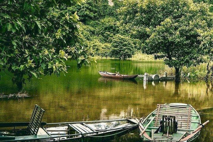 Lyxig heldagstur från Hanoi till Ninh Binh med limousinvan, natursköna vyer, båtturer och kulturplatser, foto 33 | wizardtrip