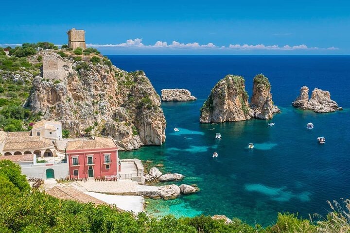 Båttur längs Siciliens kust, utforskar vikar och havsgrottor nära San Vito lo Capo och Scopello, foto 7 | wizardtrip
