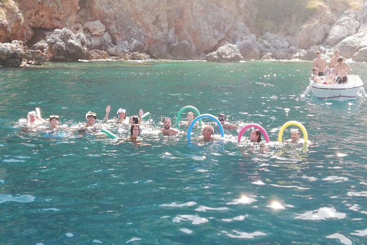 Båttur längs Siciliens kust, utforskar vikar och havsgrottor nära San Vito lo Capo och Scopello, foto 9 | wizardtrip