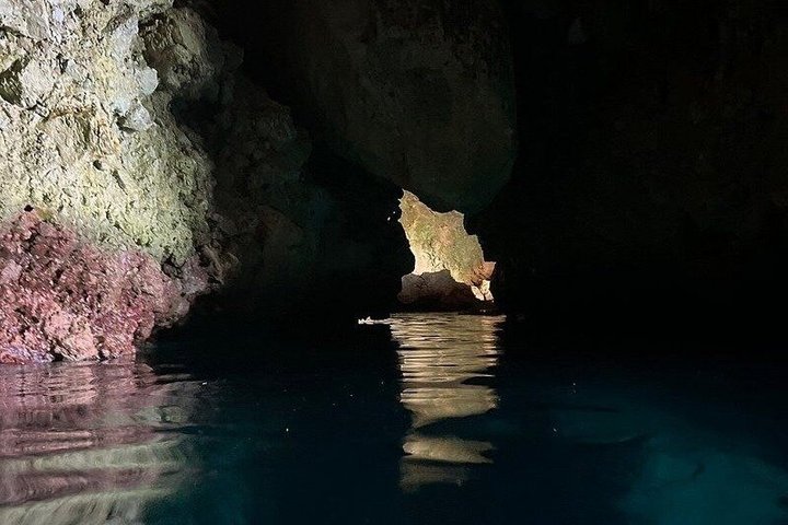 Båttur längs Siciliens kust, utforskar vikar och havsgrottor nära San Vito lo Capo och Scopello, foto 21 | wizardtrip