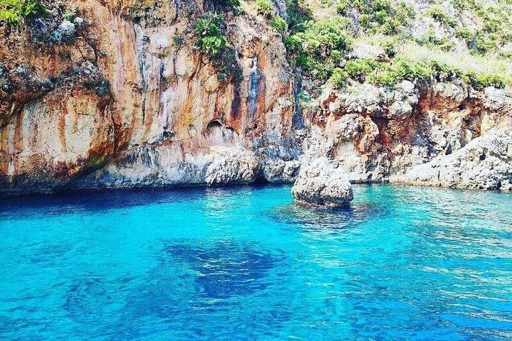 Båttur längs Siciliens kust, utforskar vikar och havsgrottor nära San Vito lo Capo och Scopello, foto 28 | wizardtrip