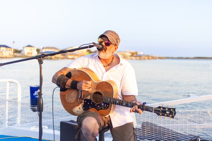Goditi una crociera musicale su un catamarano a St. Augustine, con tramonto e vista sulla città, foto 9 | wizardtrip