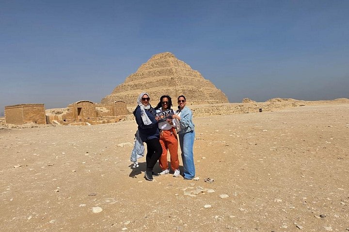 Explore ancient Egyptian pyramids and artifacts on a guided day tour from Cairo, photo 14 | wizardtrip