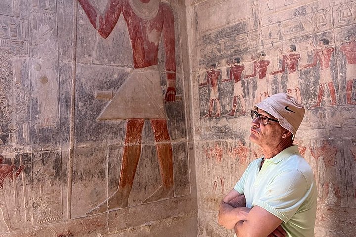 Explore ancient Egyptian pyramids and artifacts on a guided day tour from Cairo, photo 44 | wizardtrip